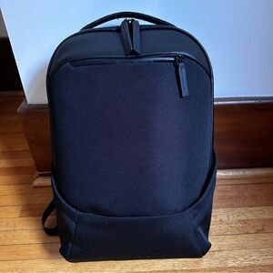 Troubadour Black Backpack Apex 3